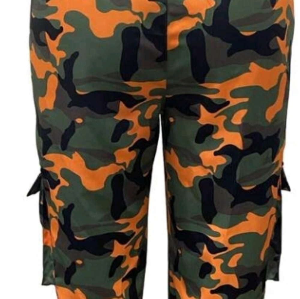 Camouflage Cargo Pants - Picture 3 of 3